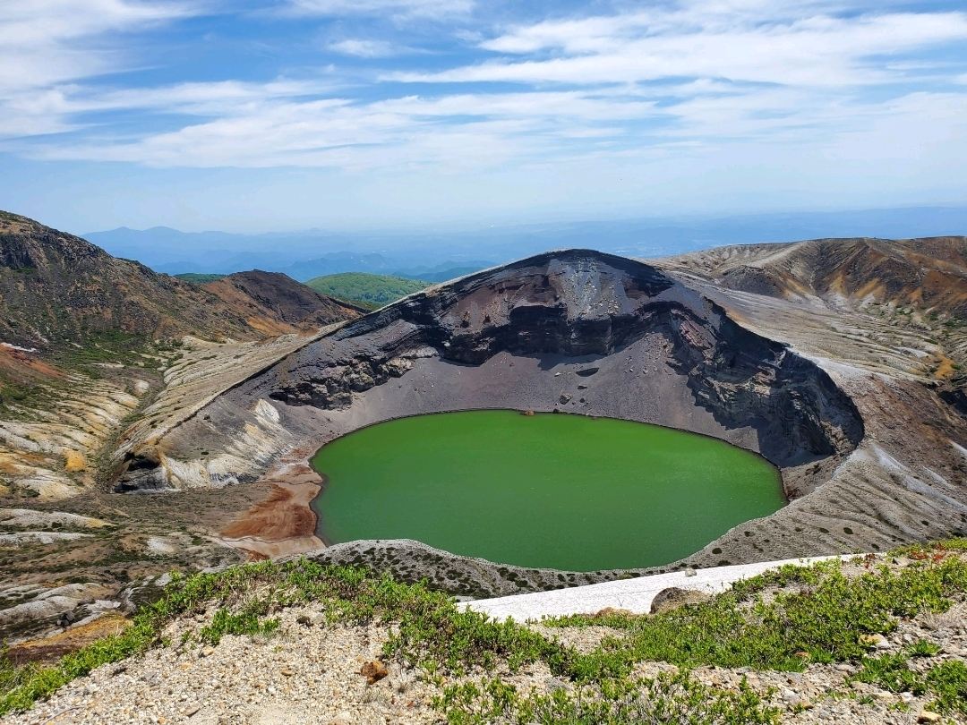To the Okama crater lake in the Zao mountain range. | Trip.com