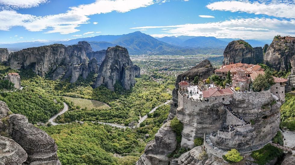 Meteora, Greece 🇬🇷: A Journey Above the Clouds!