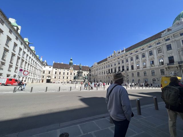 The Hofburg imperial palace in Vienna 🇦🇹