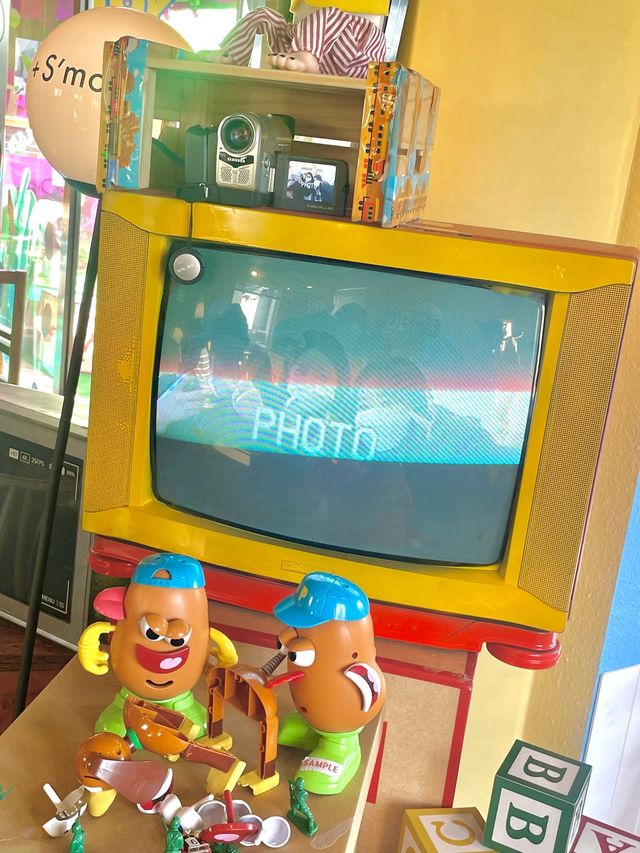 토이스토리 영화 속에 들어온듯한 “스모어마켓”🧸🚂