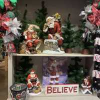Christmas Store Sieverville, Tennesse