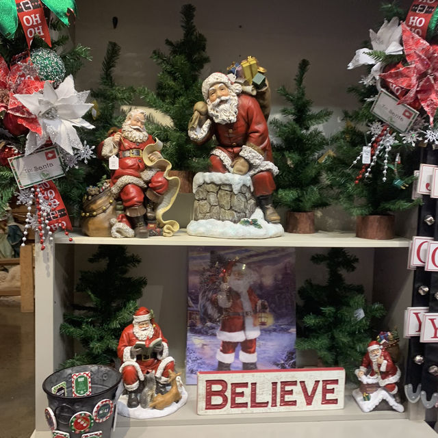 Christmas Store Sieverville, Tennesse