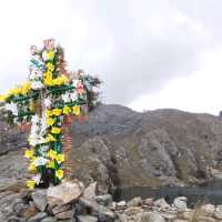 A big challenge to visit four lakes in one day from Huaraz by myself 