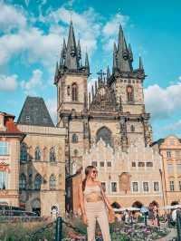 ✨ I mean... isn’t it the most beautiful city of Europe?!🇨🇿💫