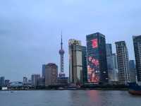 Skip the Bund crowds — cruise into the skyline instead 🌇➡️🌃”
