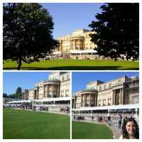 Royal Rendezvous at Buckingham Palace! 🇬🇧✨
