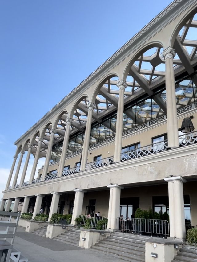 【ジョージア🇬🇪/丘の上の遊園地『ムタツミンダ公園⛲️』】