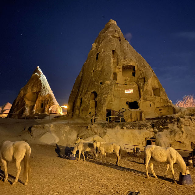 Cappadocia at night✨