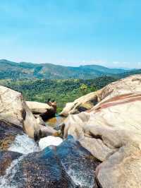  Upper Diyaluma Waterfall