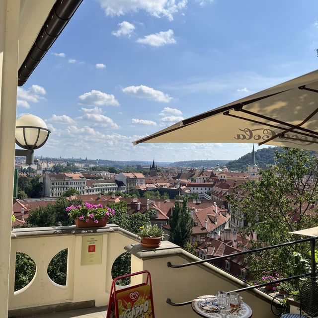 5 days 5 nights in Prague as an 18 year old 