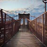 Brooklyn Bridge: Where History Meets the Skyline 🌉✨  
