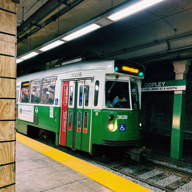 🚗 Ride-Sharing in Boston: Smart, Affordable Travel for Backpackers in the City of History 🇺🇸✨