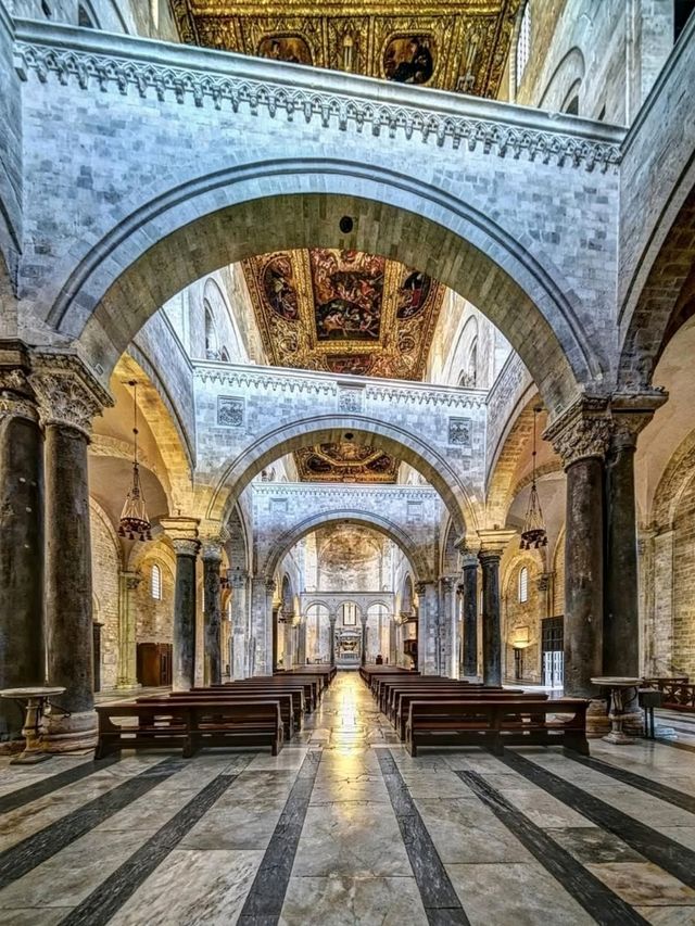 ⛪️ Basilica di San Nicola: A Sacred Bridge Between East and West ✨🇮🇹