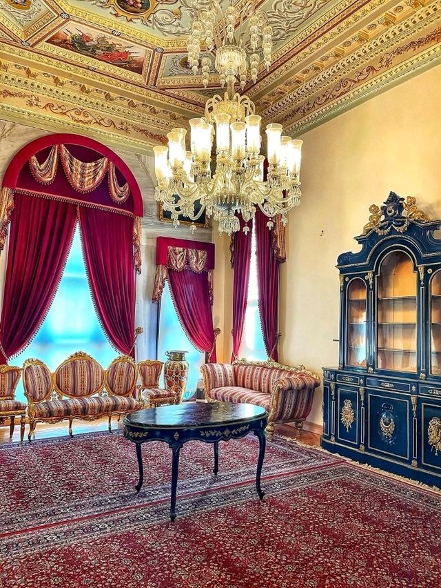 Kasr-ı Hümayun Pavilion, Türkiye: Ottoman Elegance by the Lake