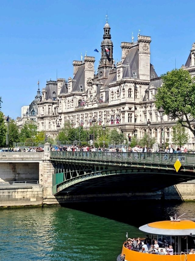 Sunny Paris Scenes🌤️