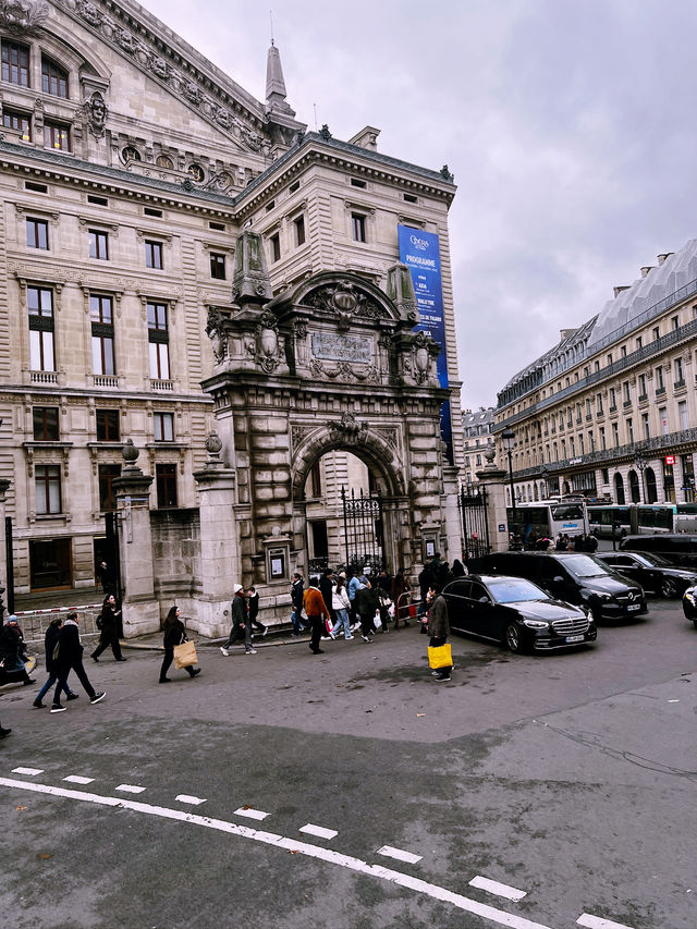 Stroll Through Paris: From Opéra Garnier to Galeries Lafayette 🇫🇷