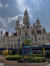 One Day at Universal Studios Singapore: Rides, Shows & Movie Magic 🎢🎬✨