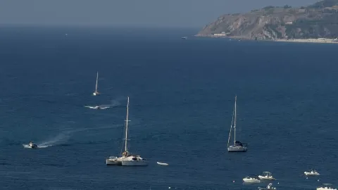 義大利特羅佩亞🇮🇹🌊

如果您夢想領略義大利如明信片般完美的一面,特羅佩亞絕對是您的首選。

這座位於卡拉布里亞的 — traveler post in 特羅佩阿
