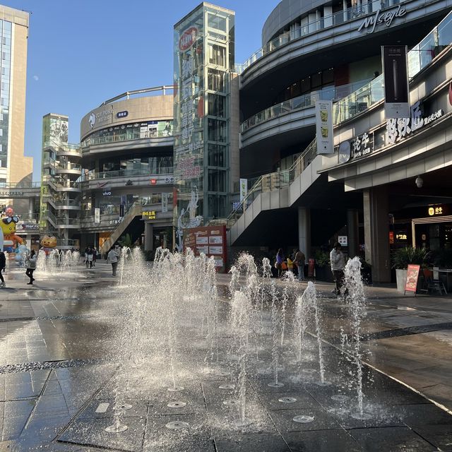 深圳網紅商場：觀瀾MH Mall