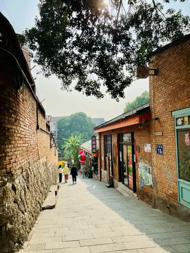 Fuzhou Yantai Mountain | With mountains, rivers, historical buildings, literary bookstores, cafes, and restaurants, you must come!