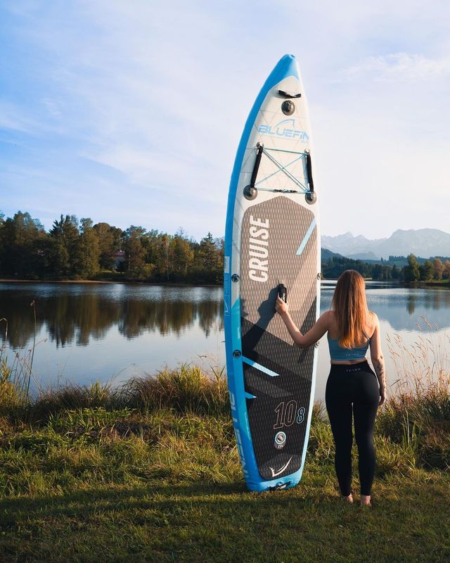 Experience Endless Fun with the Bluefin Cruise SUP in Bavaria! 💙🛶