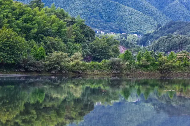 ขับรถเที่ยวเส้นทาง 'เล็กๆ ฉางซาง' ของเมืองหนิงโกว สัมผัสความสนุกของ 'ทางสวรรค์' ในแถบเจียงหนาน!