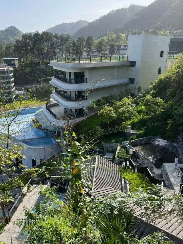 冬季泡湯·鳳凰鳳仙境·豪庭溫泉