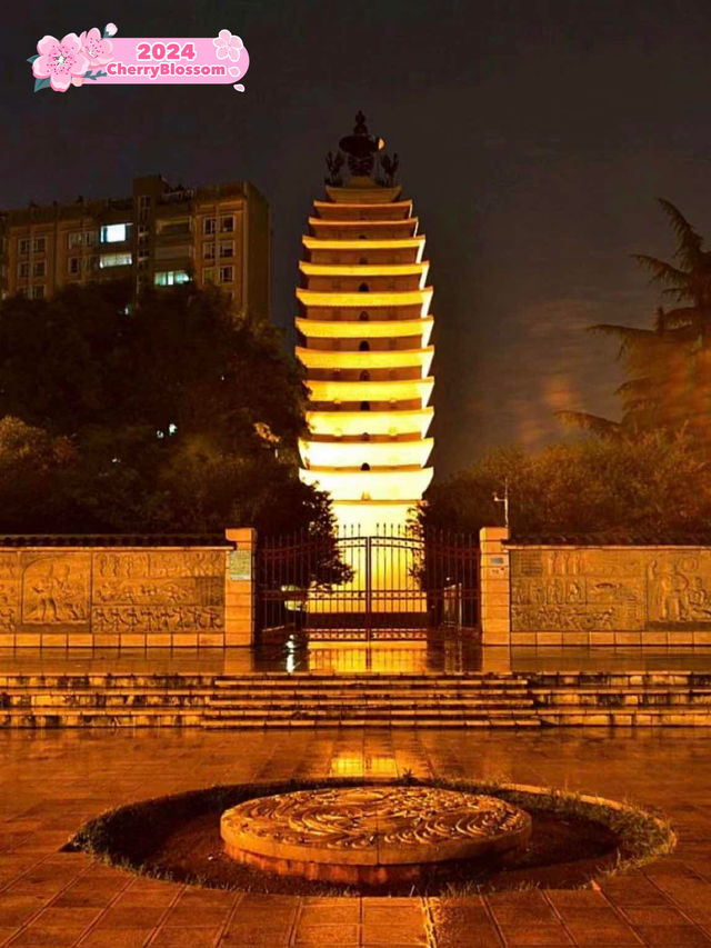 Echoes of History🏰⛩️ Twin Towers of Kunming