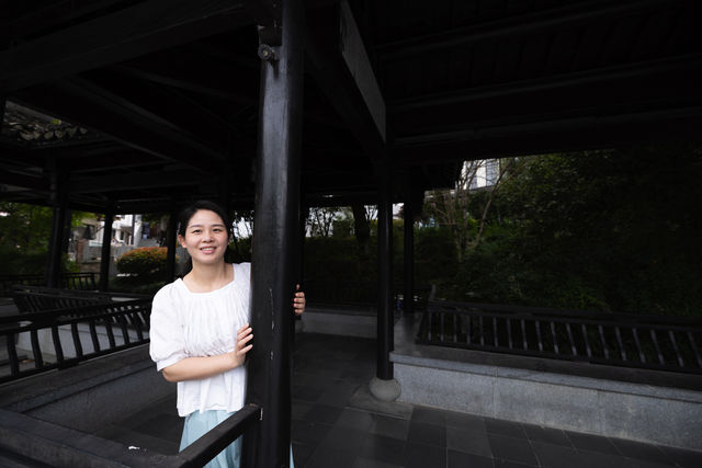 這個位於杭州西湖邊的村子真有氛圍感