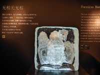參觀上海琉璃藝術博物館，了解千手觀音和琉璃花作者的故事