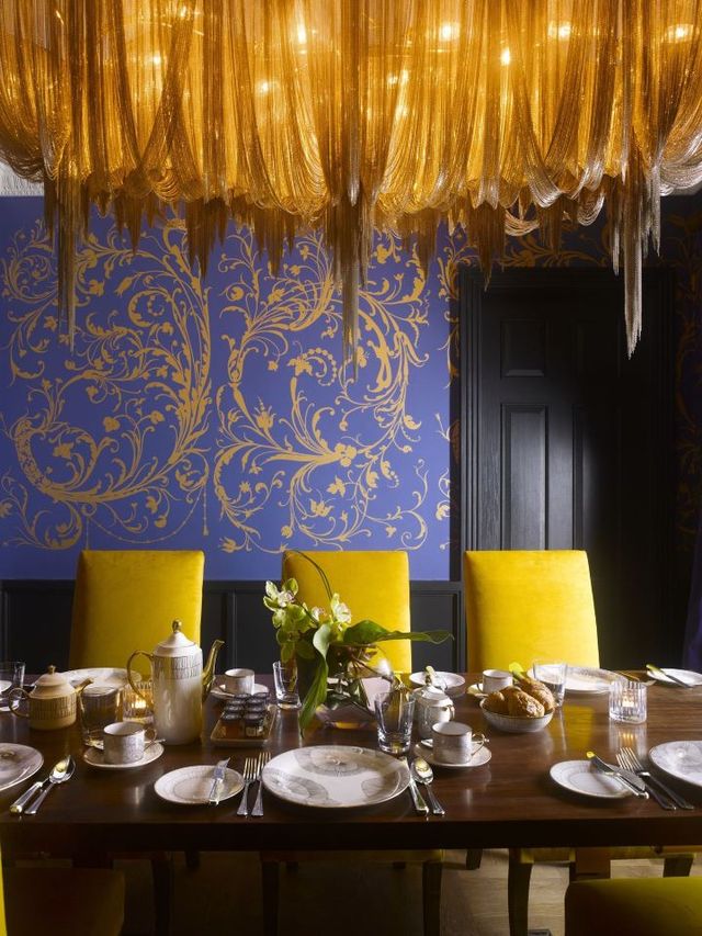 🏨✨ London's Luxe Sleeps: Kensington's Adria Unveiled 🌟