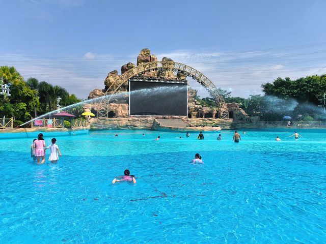 佛山夏日玩水好去處～鷺湖水世界
