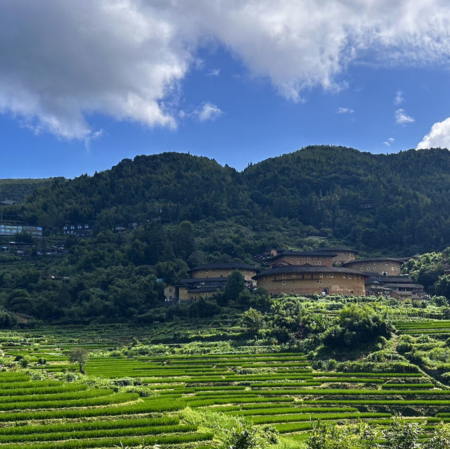 Discover the Marvels of Fujian Tulou! 🌟 Hey everyone! 👋✨
