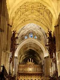 Gothic Grandeur: A Visit to Seville Cathedral