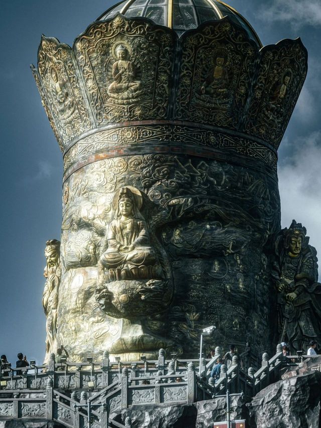 【上海秘境】東林寺：金碧輝煌中的寧靜禪意。