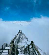 到看雪山的季節啦！！！