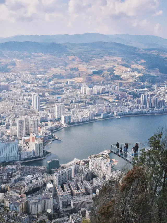 홍하 여행기: 윈난 남부 소도시의 따뜻함과 맛의 만남