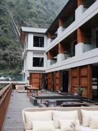 藏在峨眉山裡的私湯溫泉