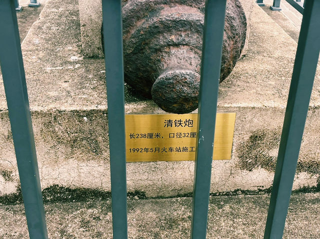 廣東省肇慶市文物古蹟景點：肇庆古城墙，適合觀光旅遊、度假休閒等！
