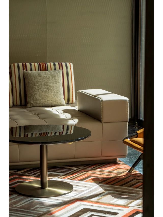 Meet a new travel residence in JiuZhai