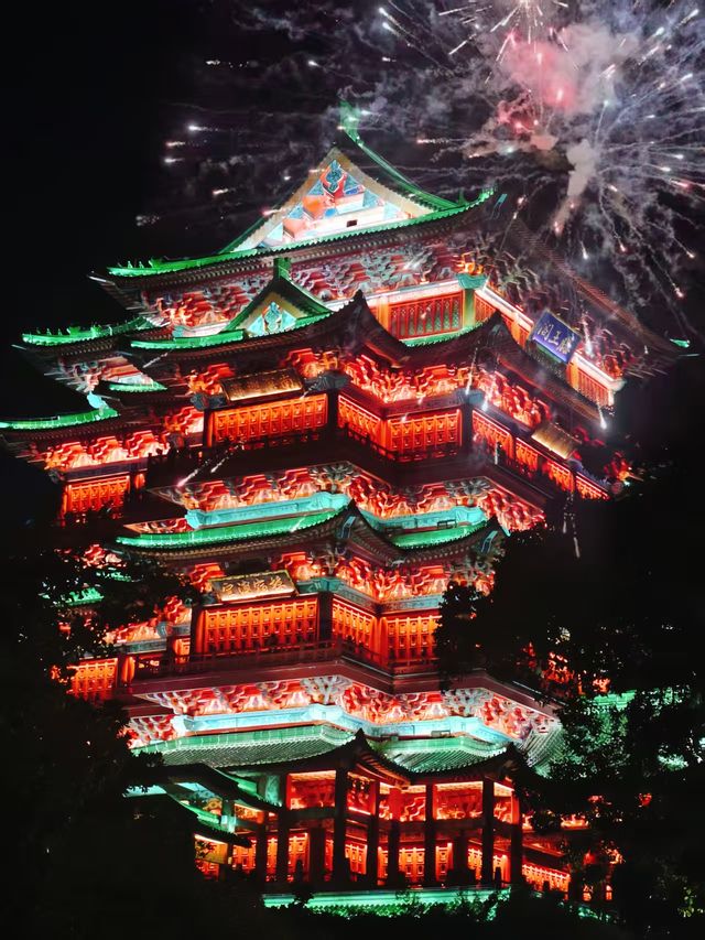 人生建議！離開南昌前一定看一次滕王閣夜景