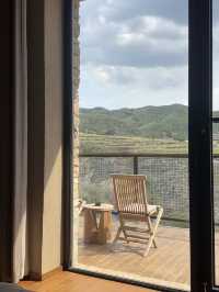 懸崖上的神仙民宿讓我在清水河躺平一整天！