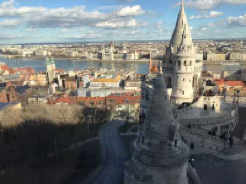 城市海景奇遇 | Hilton Budapest   名氣滿滿的希爾頓  地址：Hess A