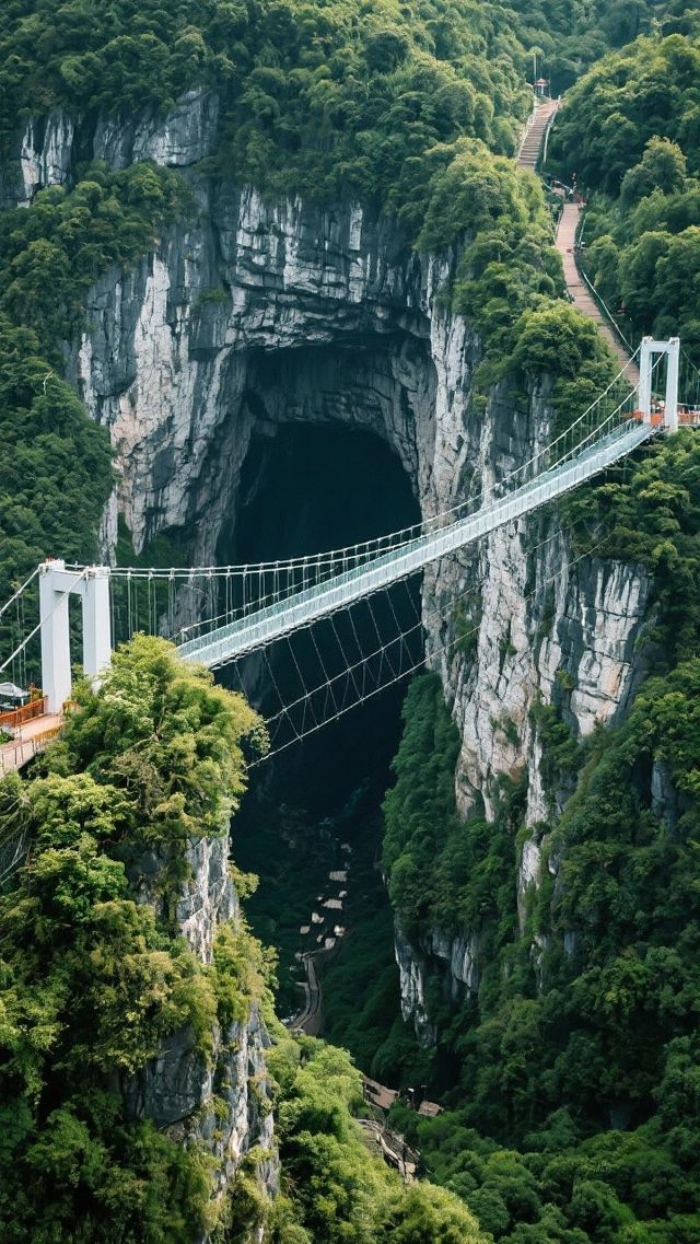 恩施3天2晚人均才1800!4人說走就走的秘境之旅,屏山峽谷美到窒息,預算竟沒超支? 誰說湖北只有 恩施3天2晚人均才1800!4人說走就走的秘境之旅,屏山峽谷美到窒息,預算竟沒超支? 誰說湖北只有