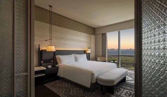 新疆首家洲際開業！2025必睡酒店來囉～