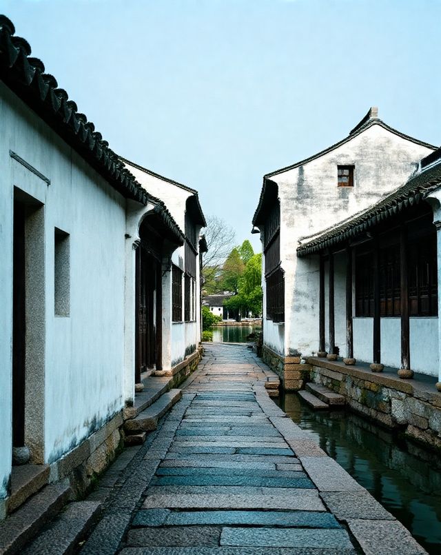 江南第一水石盆景｜崖壁奇絕、洞幽水秀｜乘烏篷船遊千年山水盆景