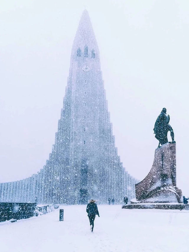 冰島的冬天還是太權威了!美到爆啊 冰島的冬天還是太權威了!美到爆啊