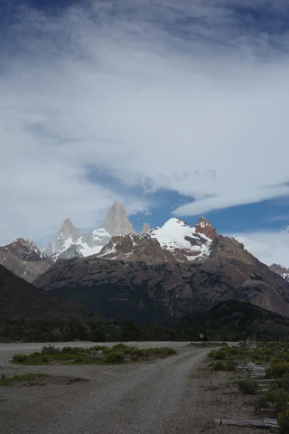 El chalten Glacier Forest Hiking Trail
