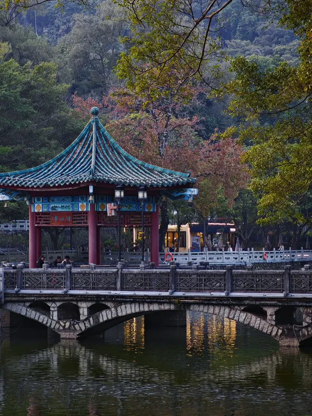 登頂羅浮山 登頂羅浮山