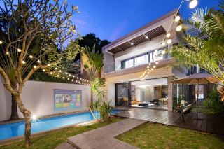 The detached villa with a private pool in Lingshui Qingshui Bay is amazing